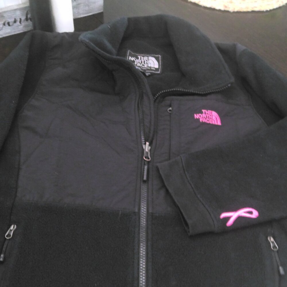 The North Face Denali Jacket Breast cancer Awareness Limited Edition